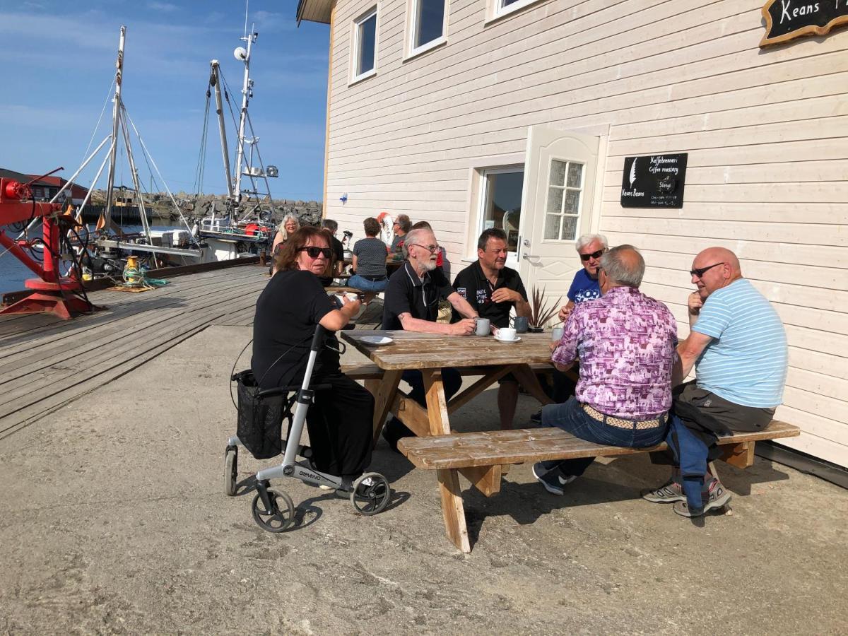 Laukvik Suites Eksteriør bilde
